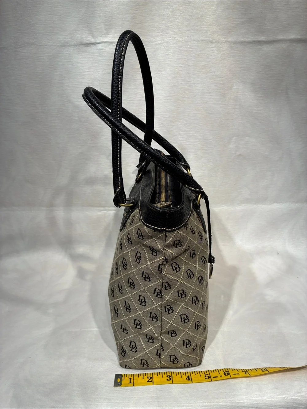 Dooney and Burke Fabric and Leather Purse - Picture 4 of 13